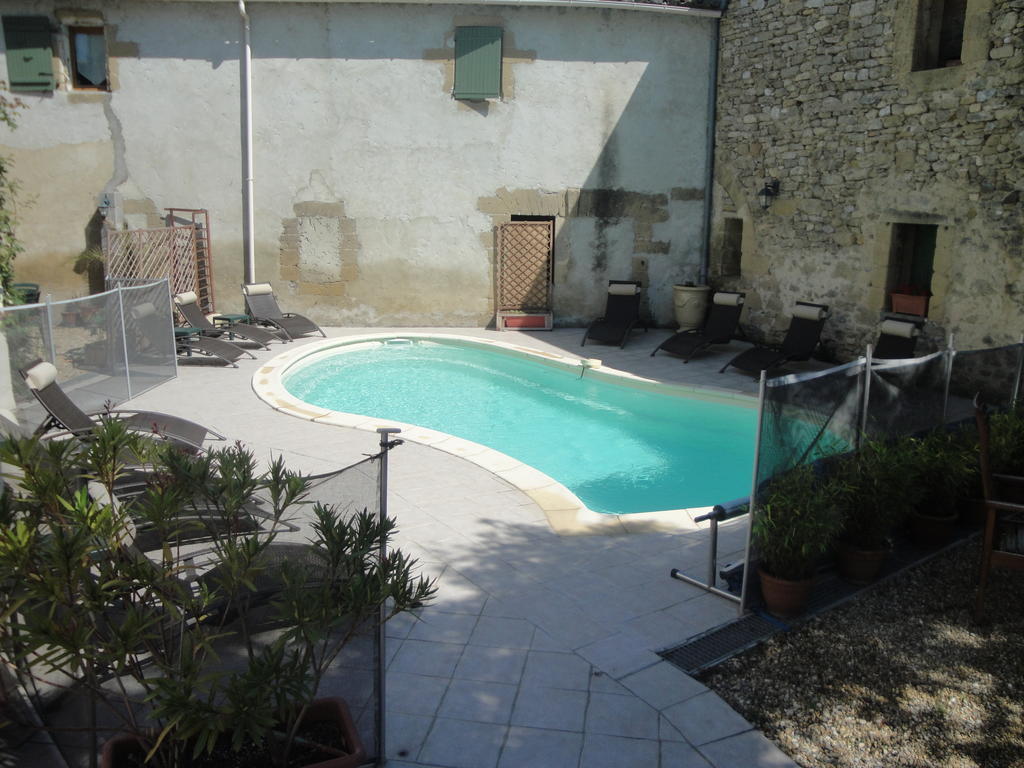 Bastide De La Treille Montaren-et-Saint-Médiers Quarto foto